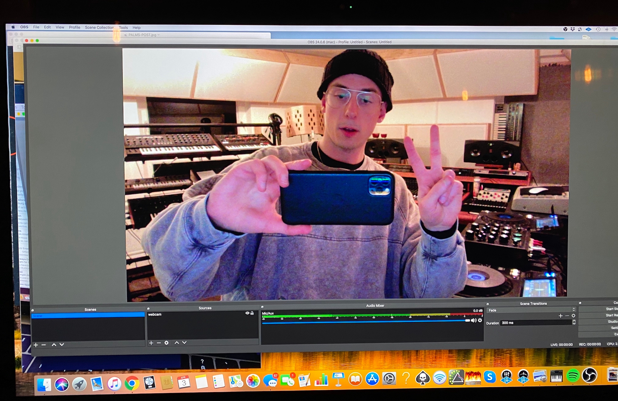 Photo of set Palms Trax.