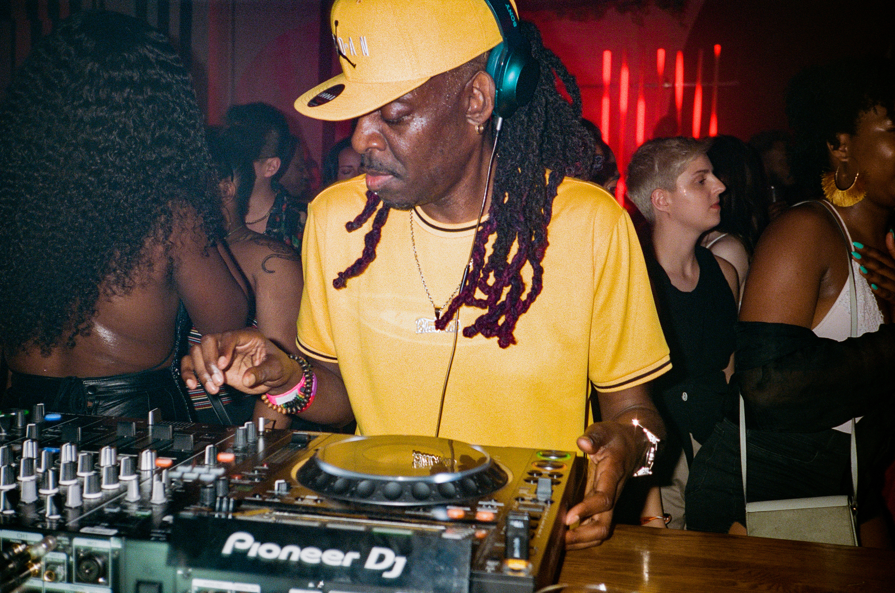 Photo of set Blackcat.