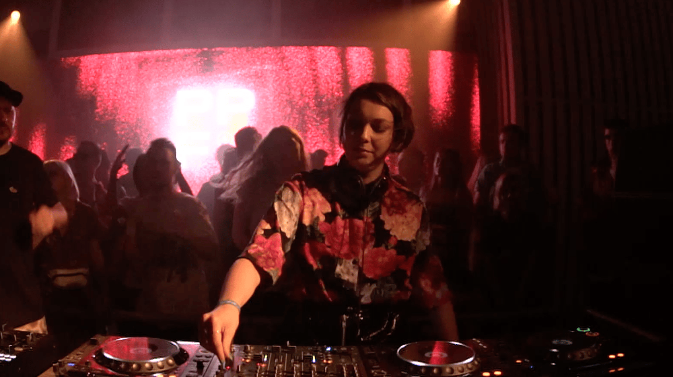 Photo of set Anastasia Kristensen.