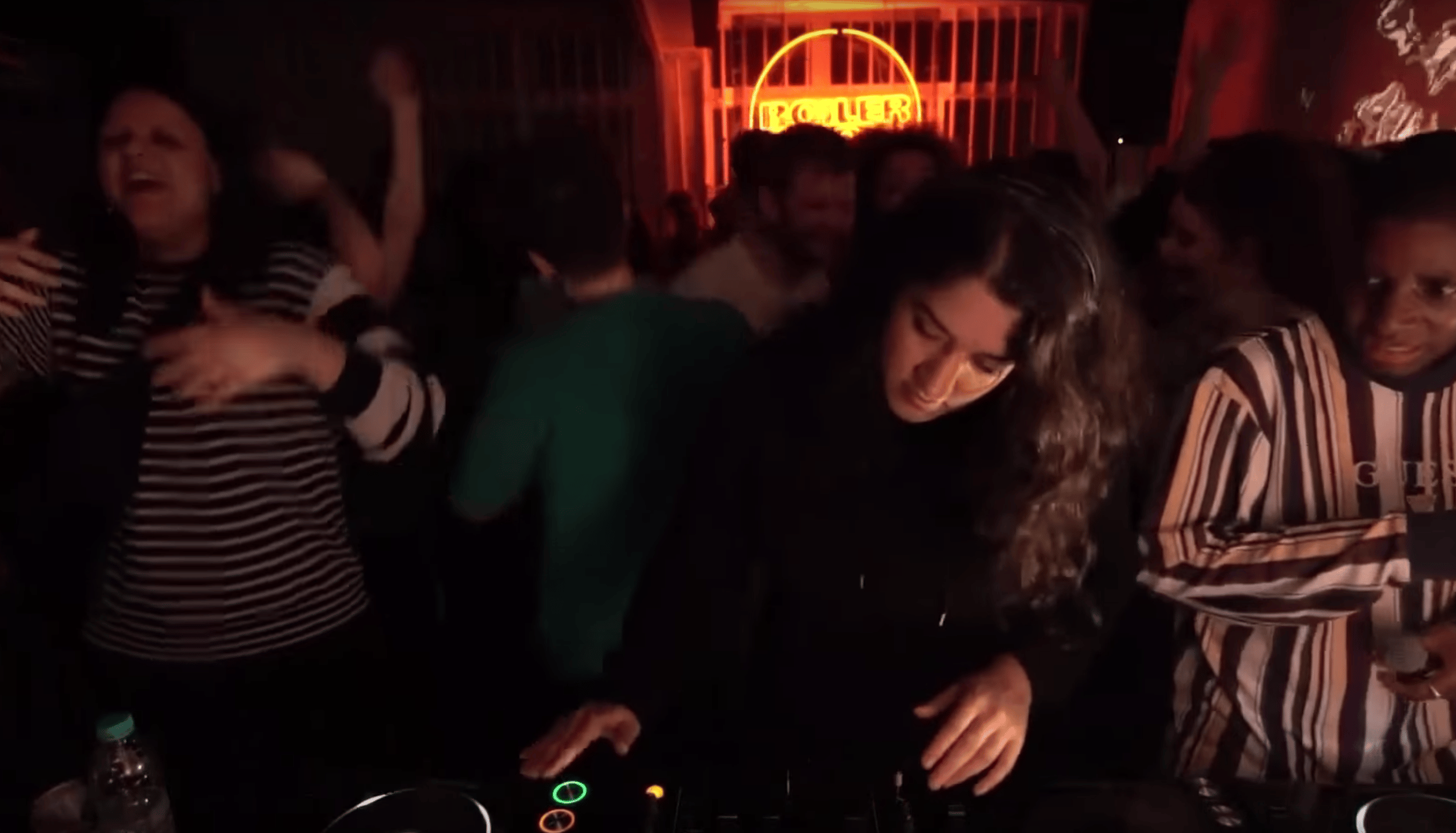 Flyer for event Manara.