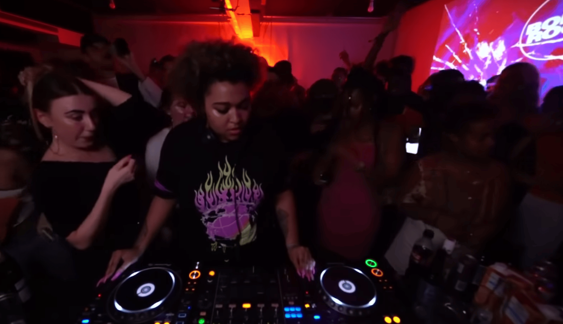 Photo of set Yazzus.