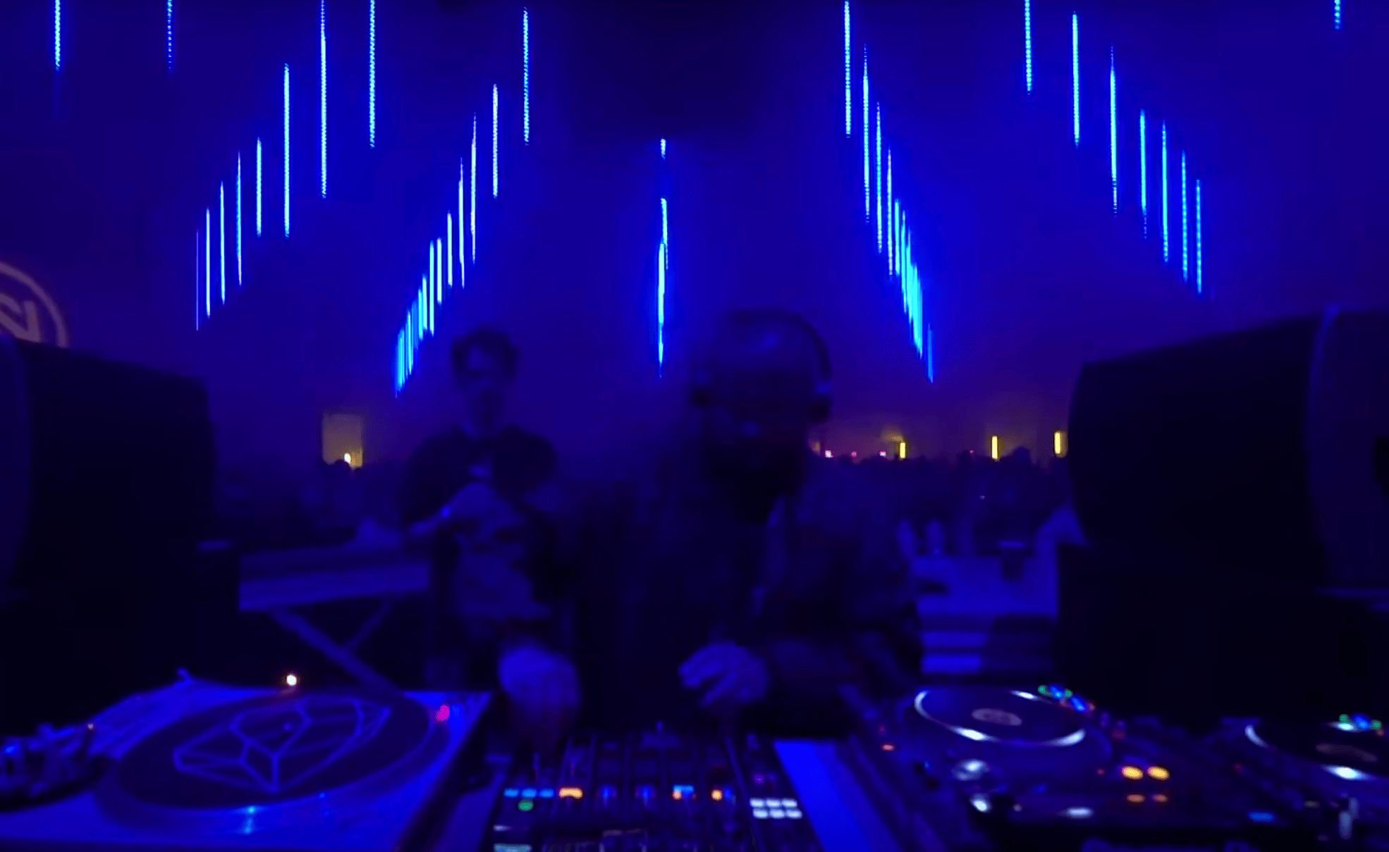 Photo of set Low Jack B2B Simo Cell.