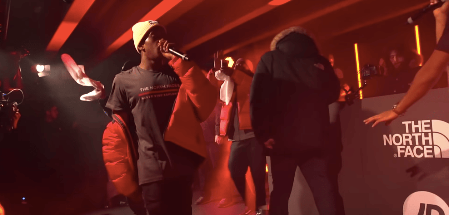 Photo of set Levelz.