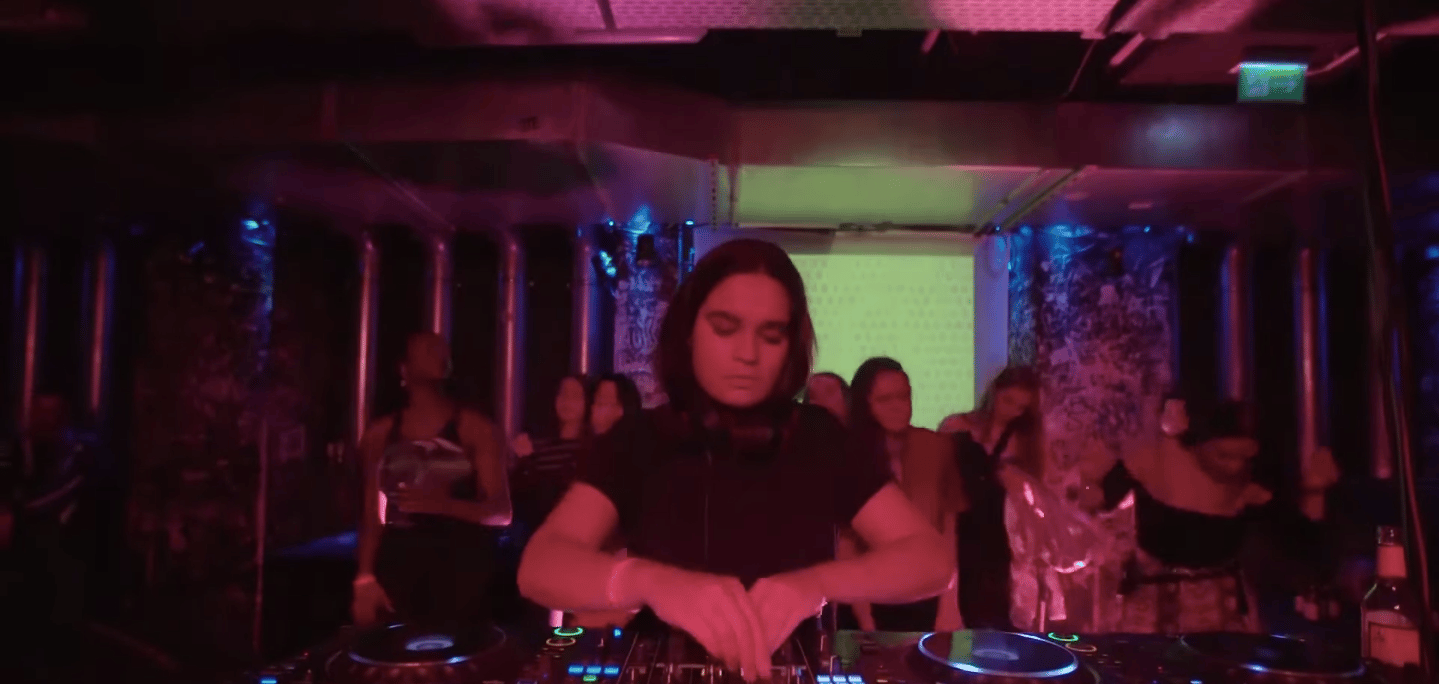 Flyer for event Maendi.