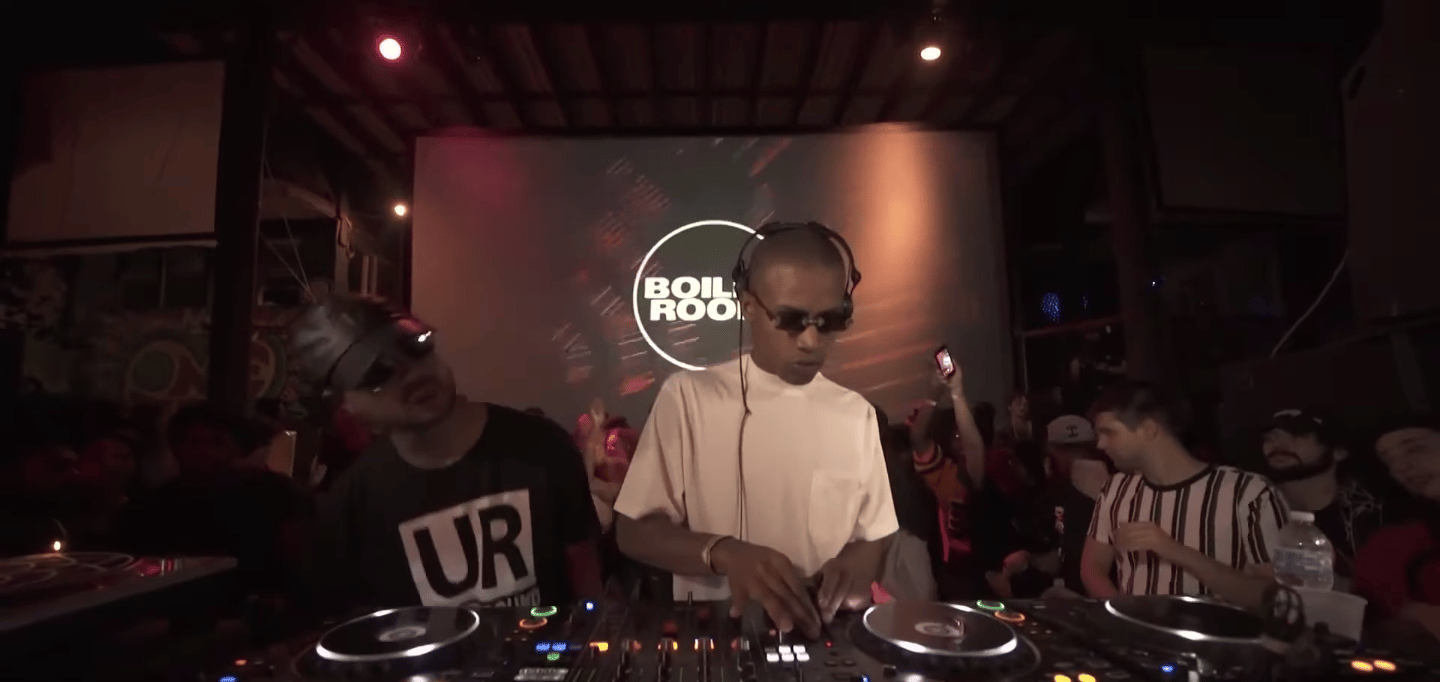 Flyer for event AceMoMa.