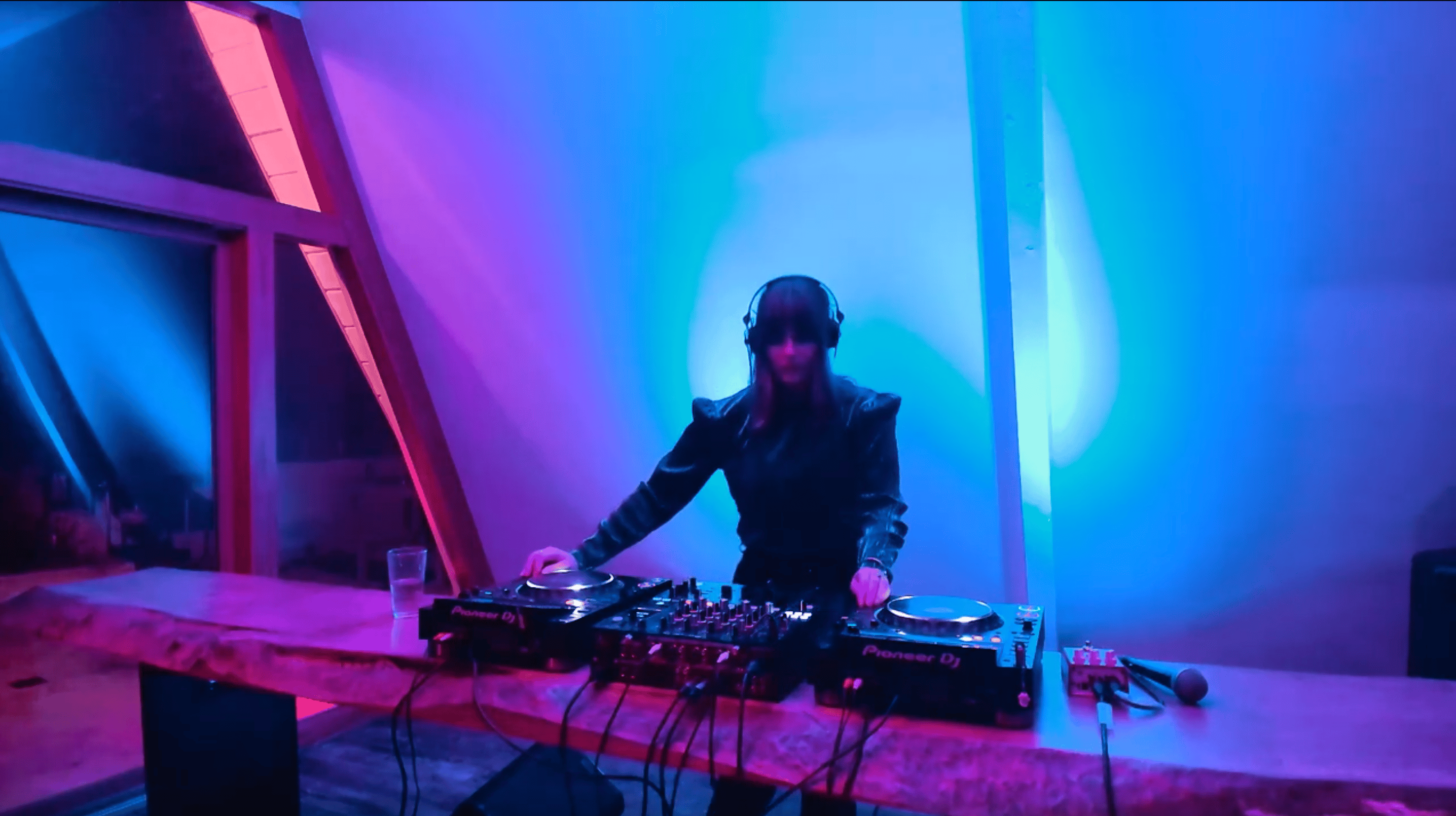 Flyer for event Perel.