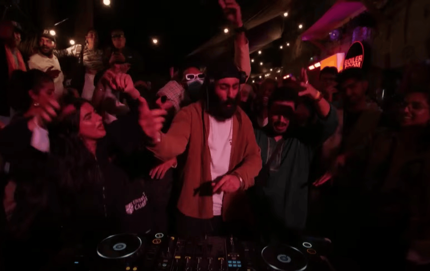 Flyer for event Yung Singh.