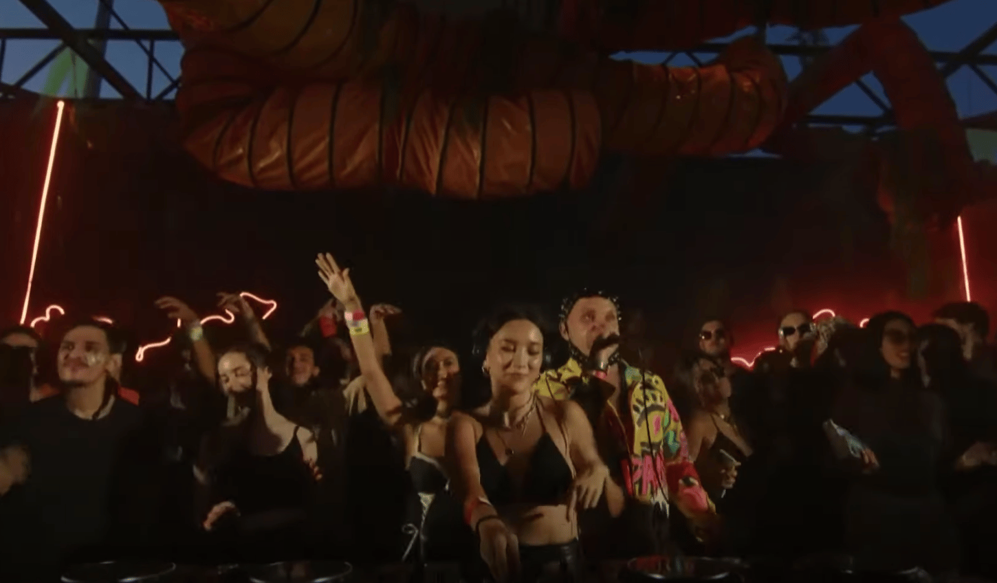 Photo of set Bitter Babe.