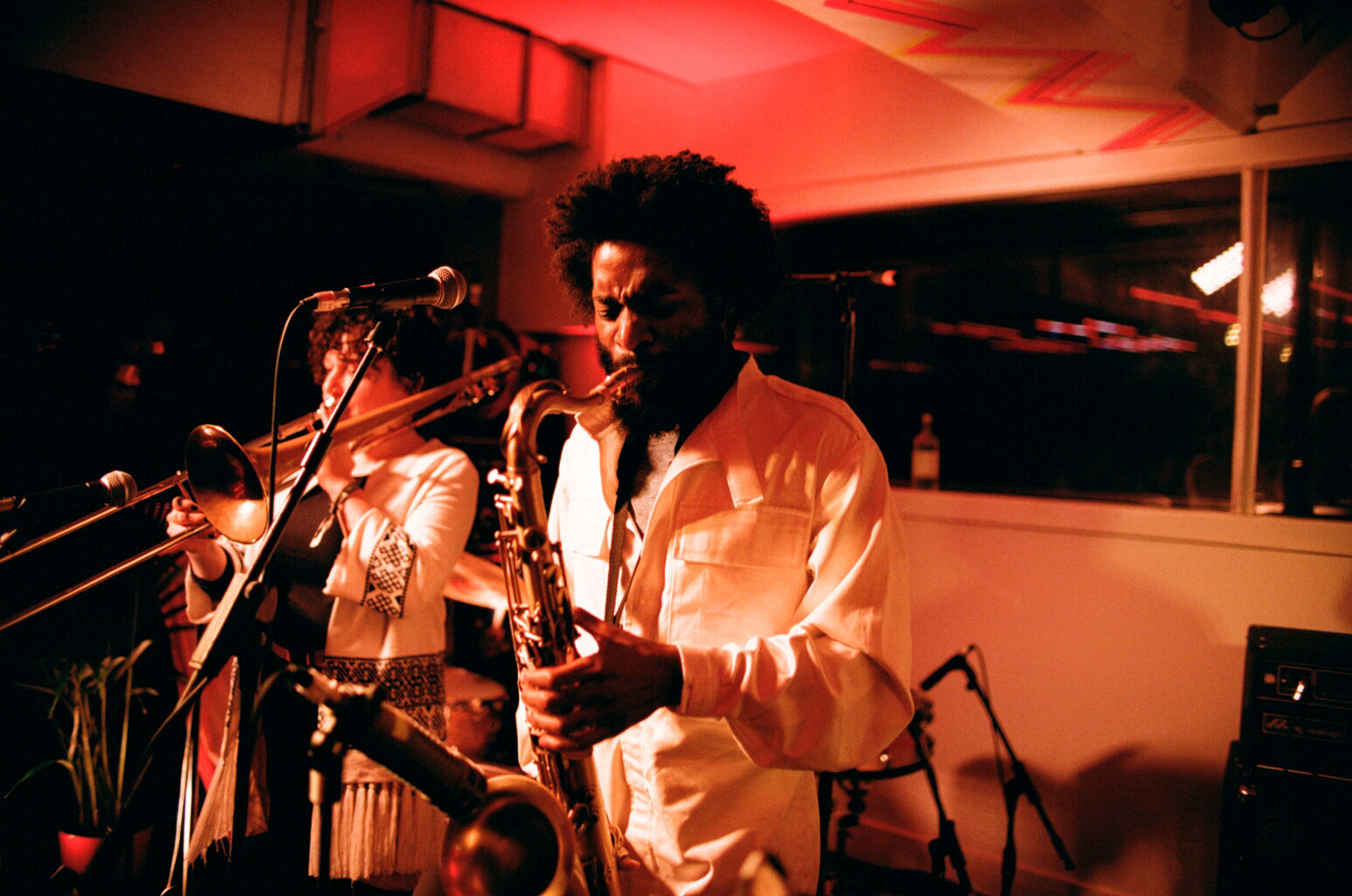 Photo of set STEAM DOWN (+ special guests).