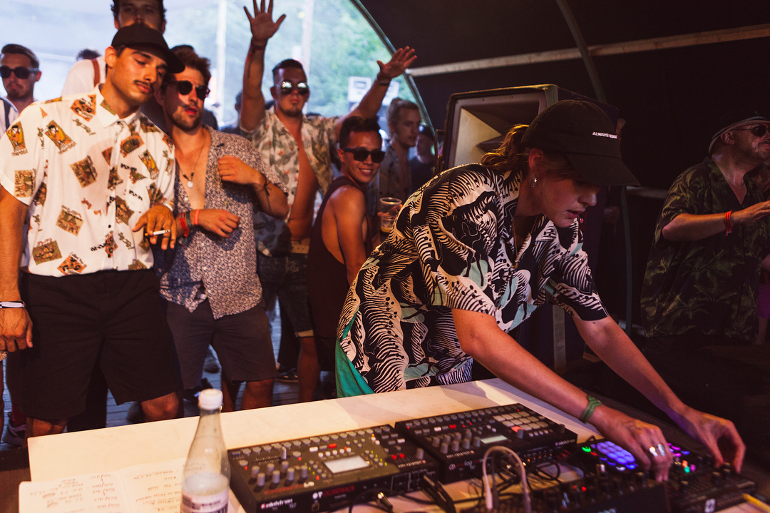 Photo of set Karen Gwyer.