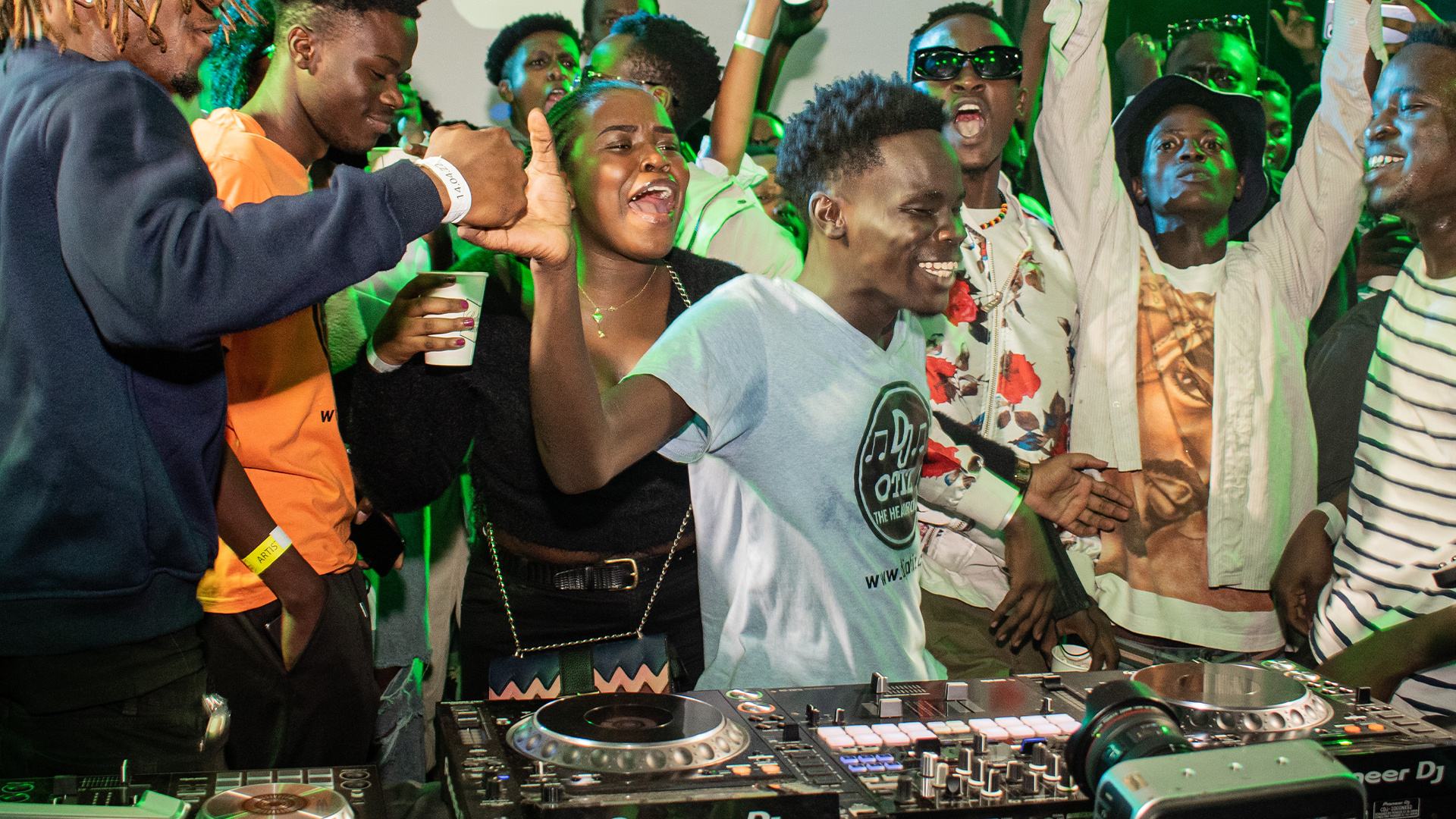 Flyer for event DJ Otiz.