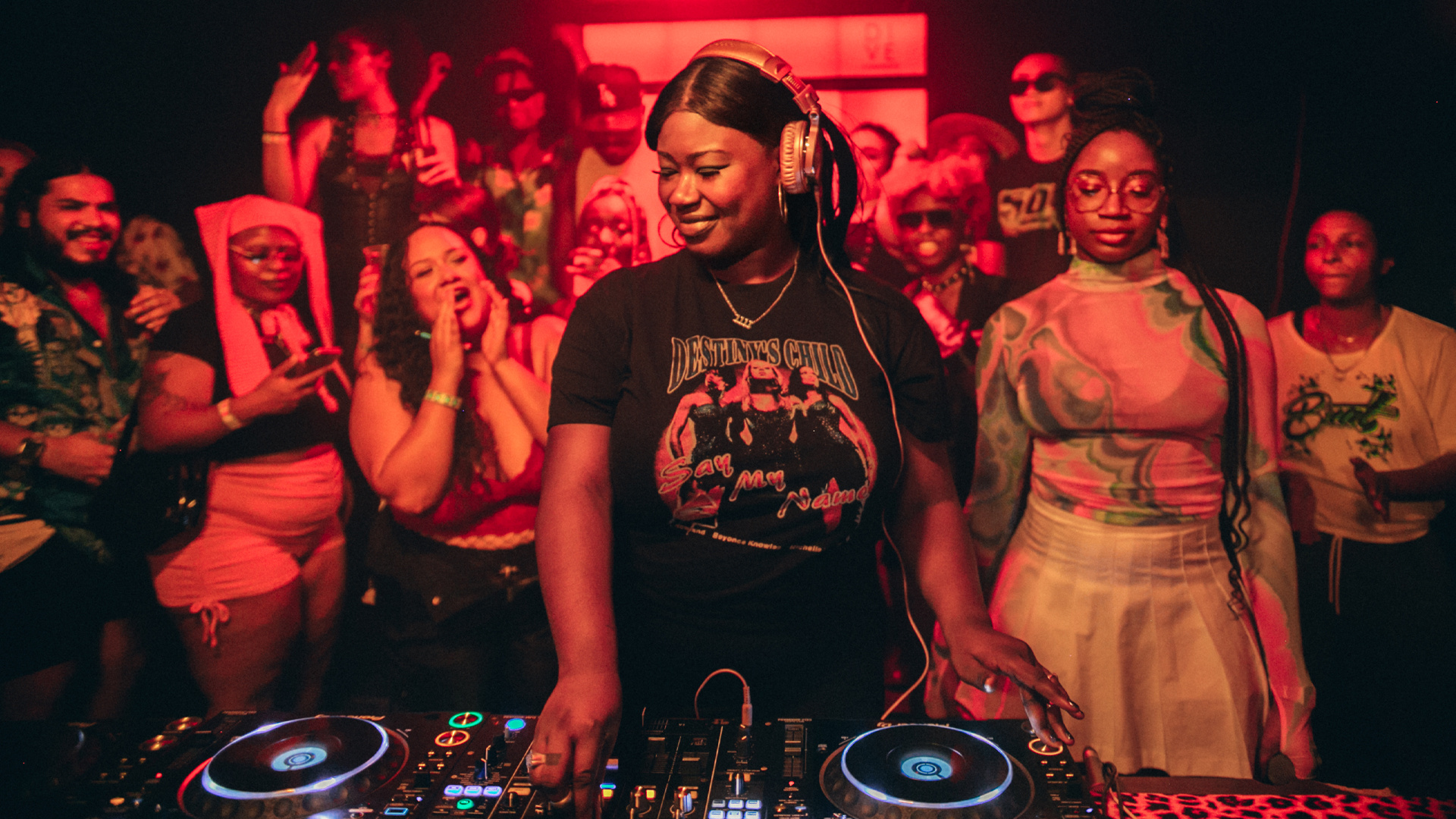 Photo of set Hyperfemme.