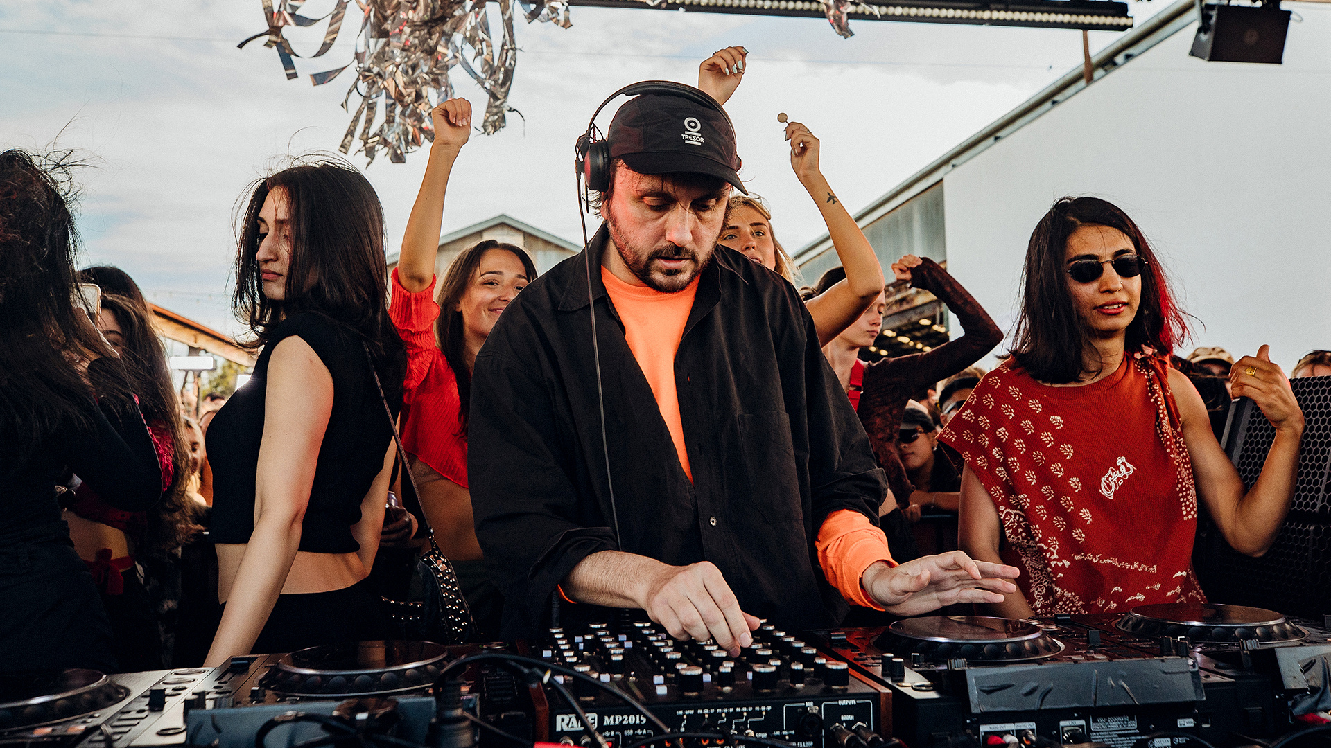 Photo of set John Talabot.