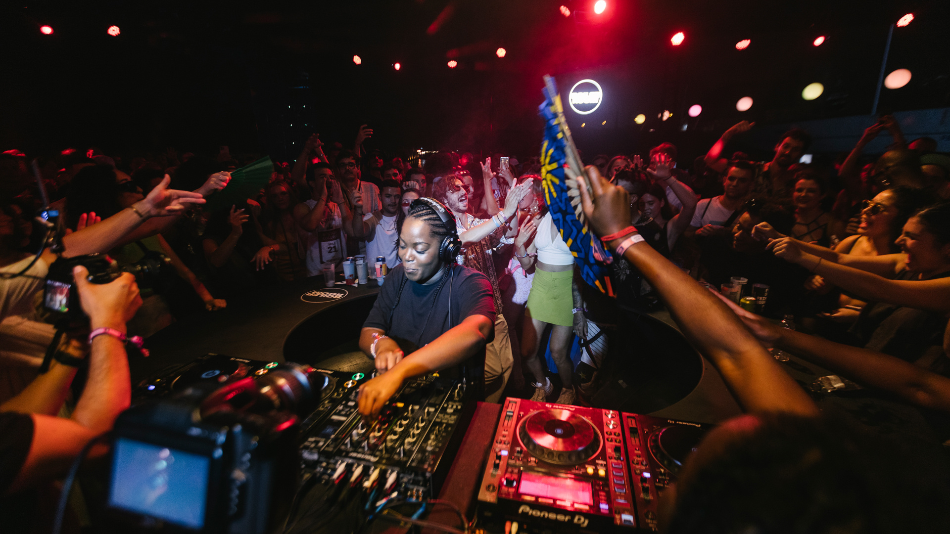 Photo of set Karen Nyame KG.