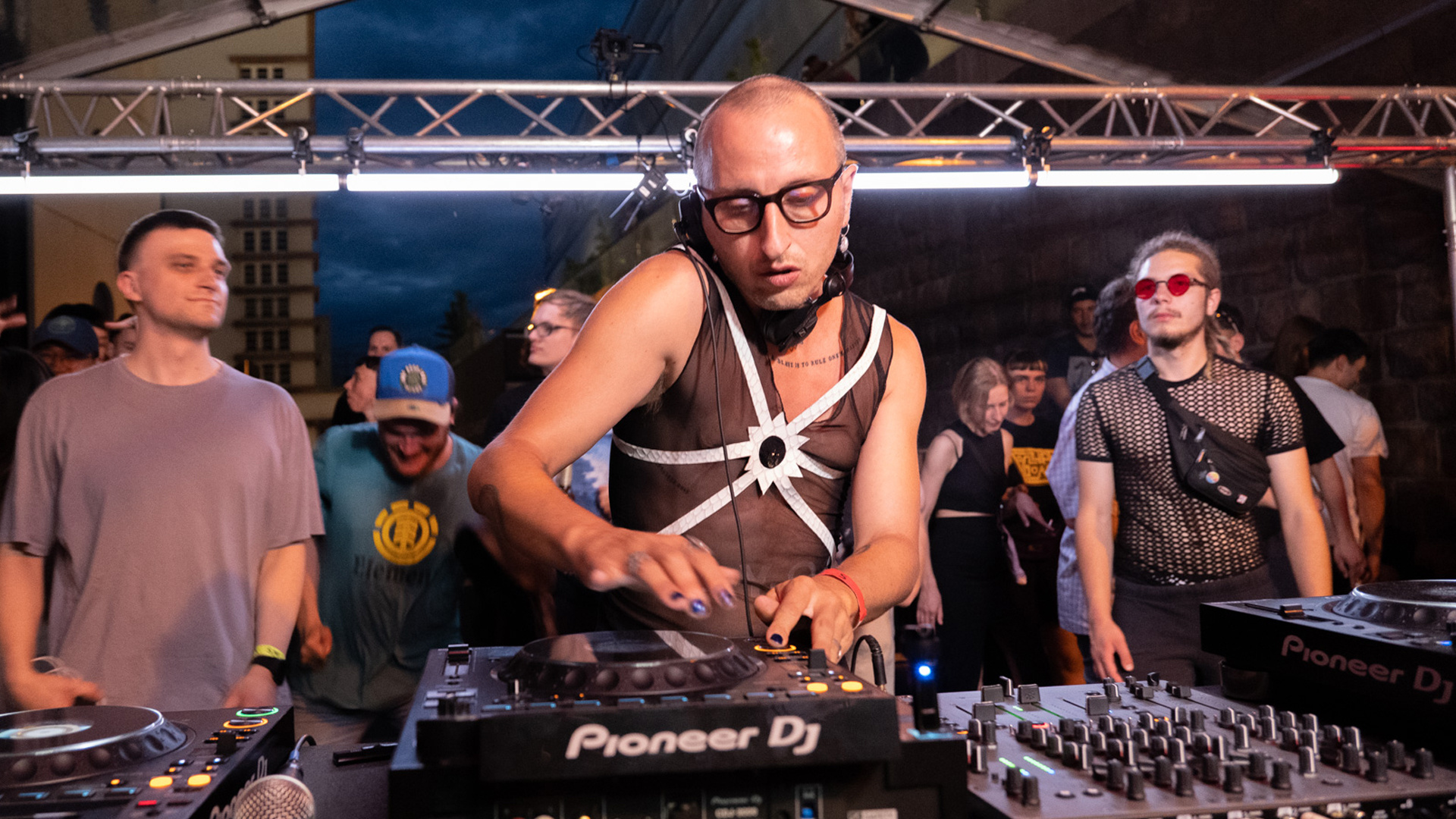 Flyer for event Lucy.