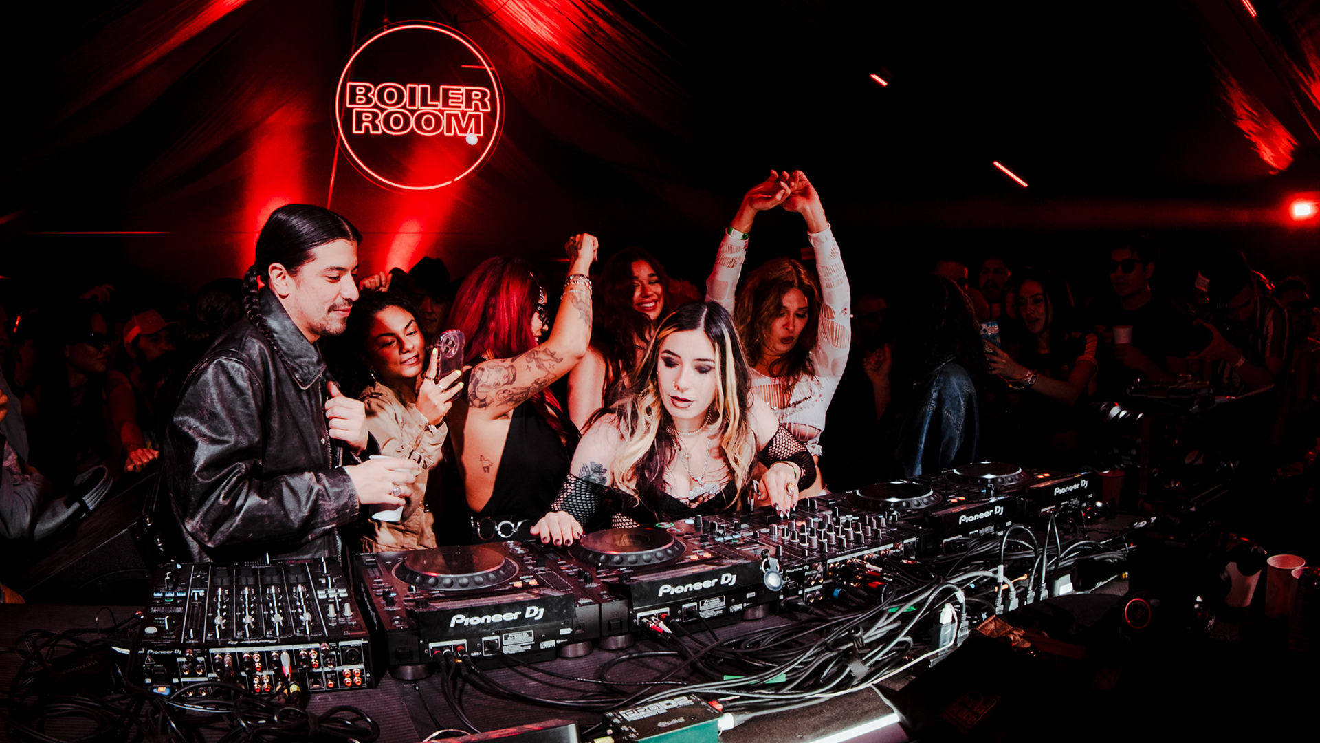 Photo of set Su$$ie Pu$$y.