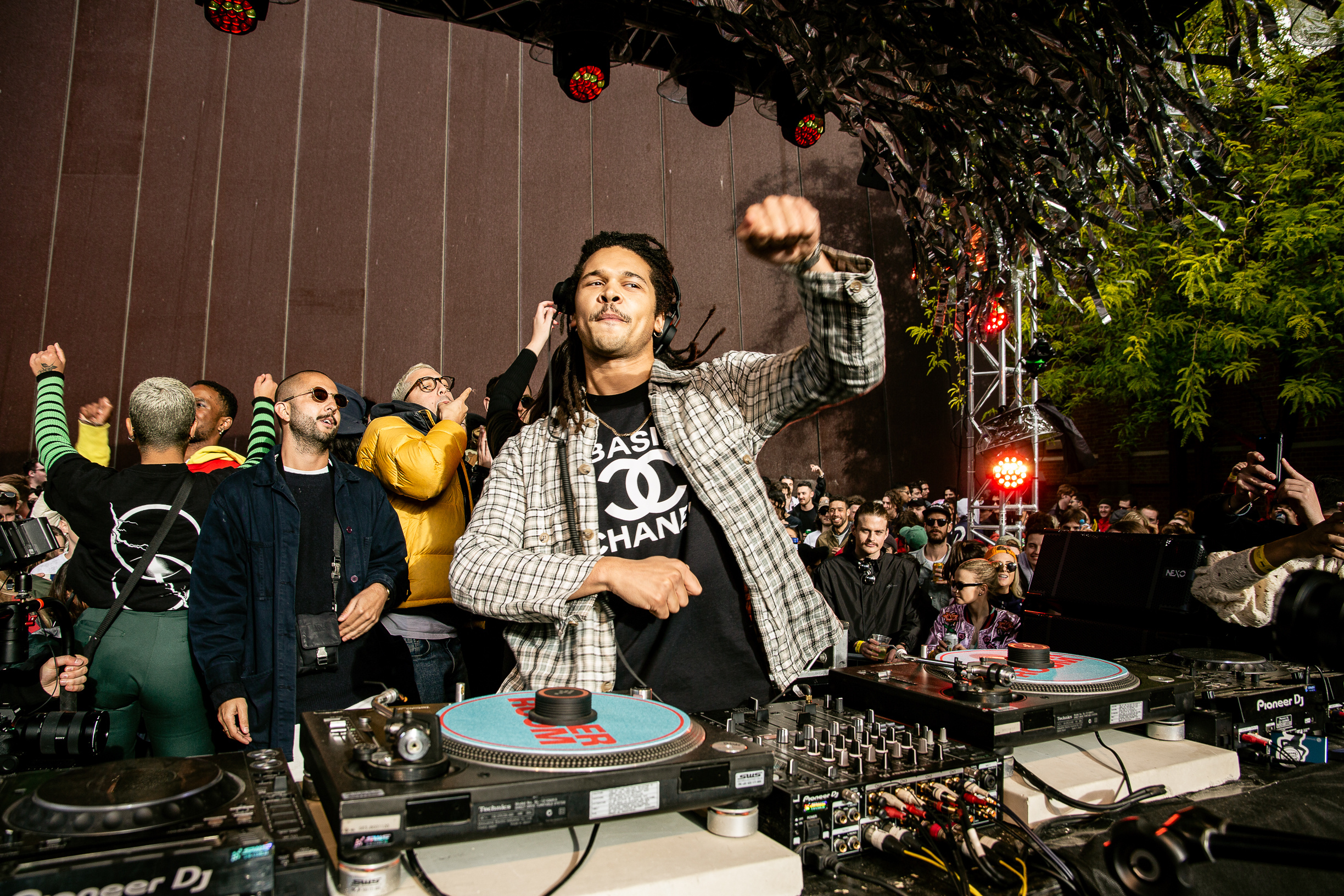 Photo of set Bradley Zero.