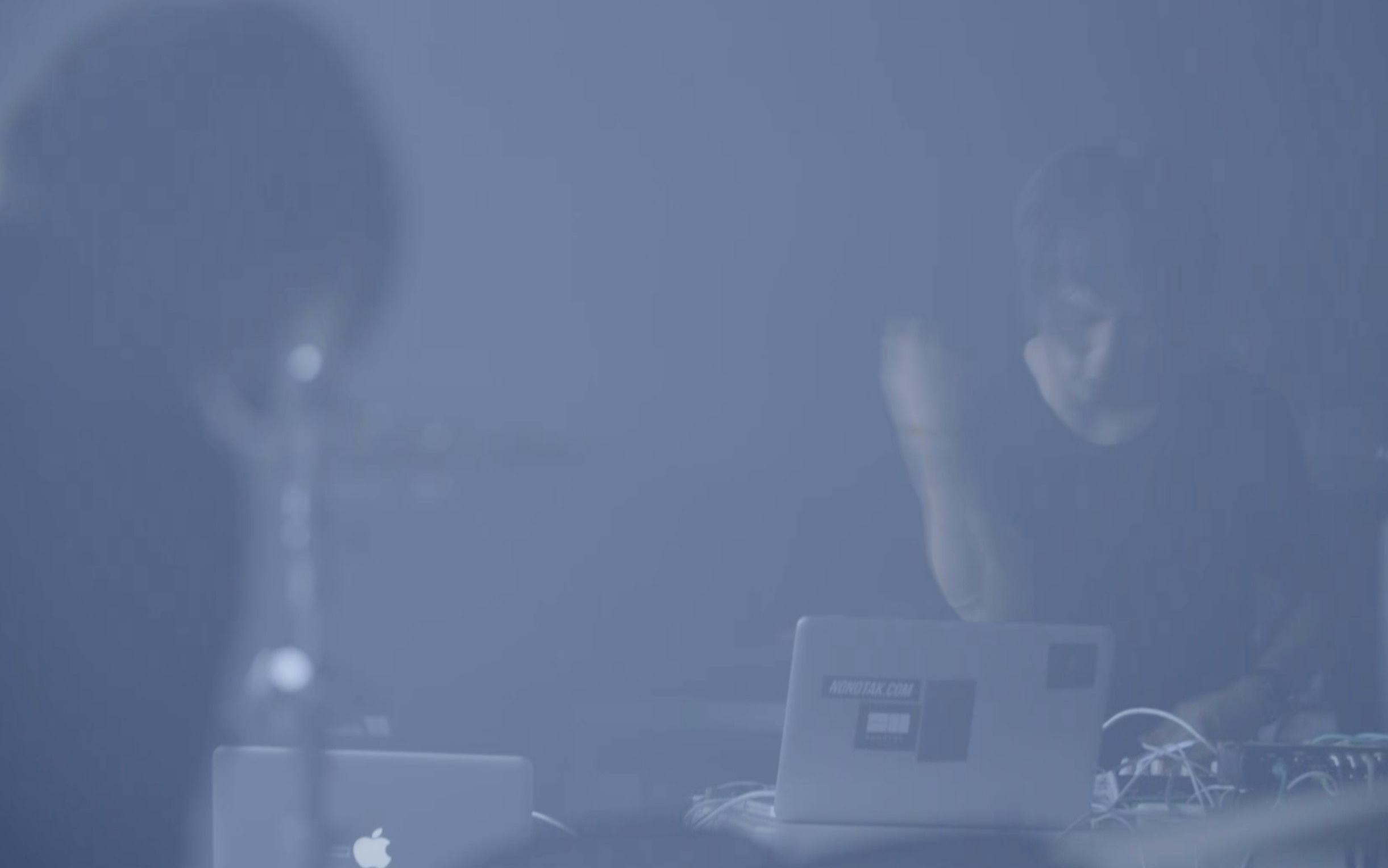 Photo of set Takami Nakamoto & Sebastien Benoits.