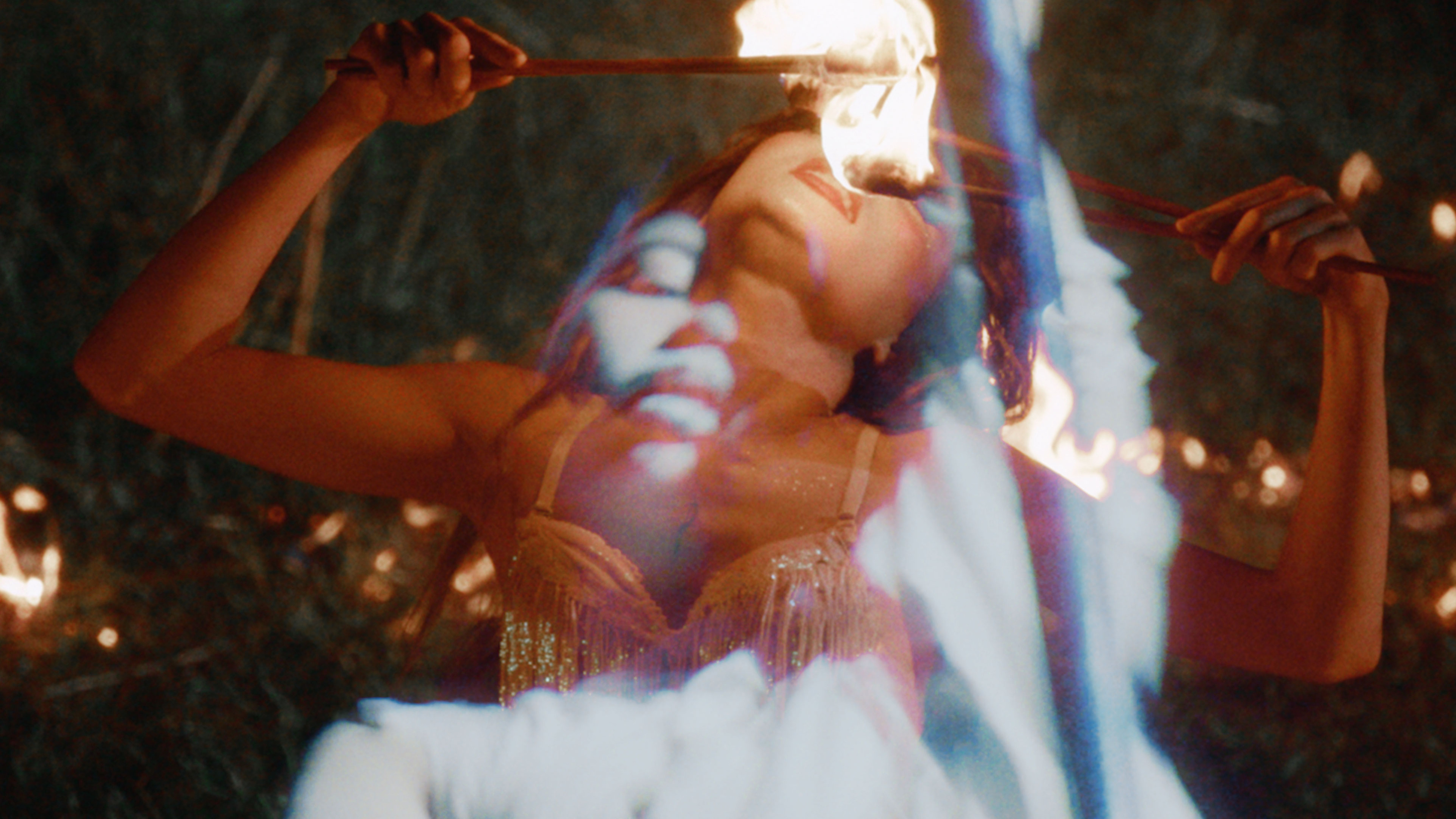 Photo of set BR X: Gái Nhảy & Bung Lon.