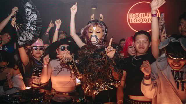 horsegiirL-profile-image