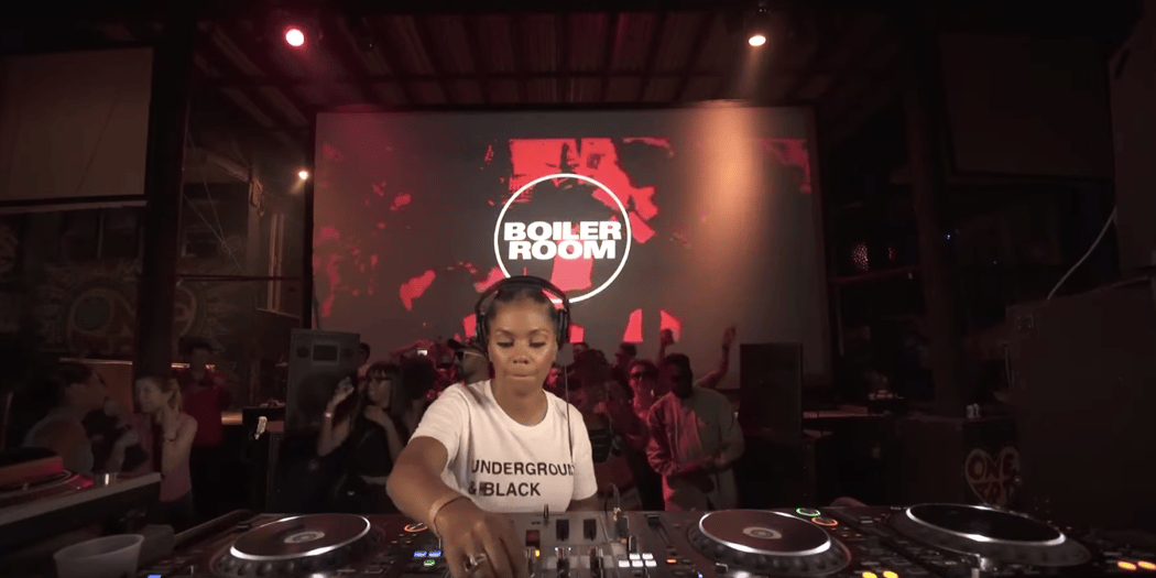 AceMoMa - BOILER ROOM