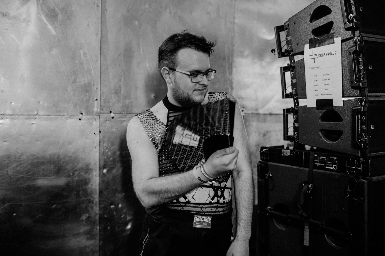BOILERROOM-SIMONLELOUP-WWD-NACHTSCHADUW-ARTIST-004.jpg