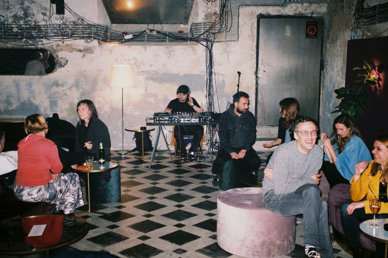 Andrea Tešanović dim-vise-od-bara-izmedu-dana-i-noci-25-before-after-1260x840.jpg