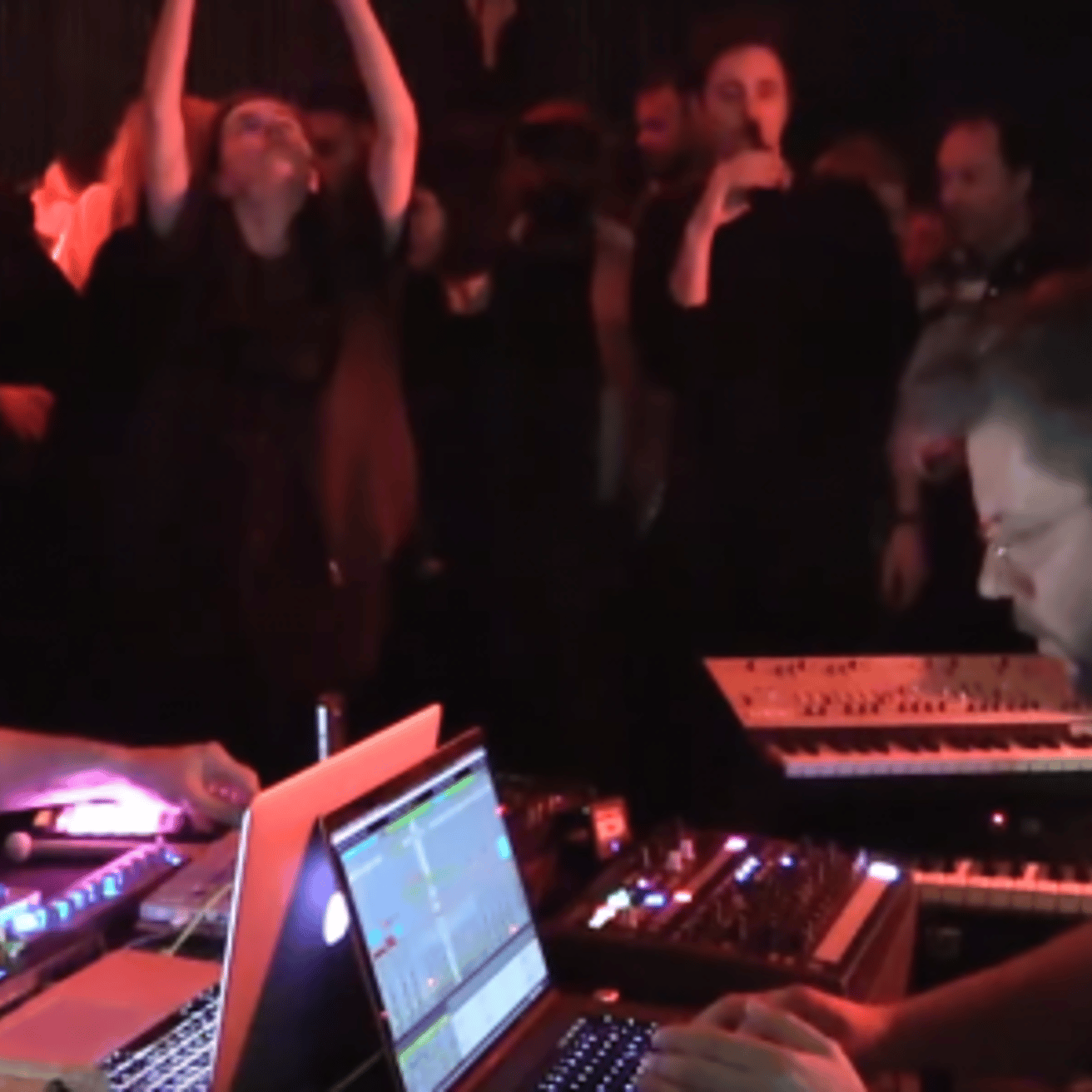 BOILER ROOM / ボイラールームOG SCARF BOILER ROOM｜ボイラー ルーム 正規取扱公式通販サイト - UNEEK