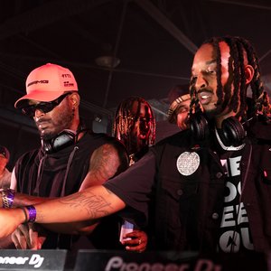 THE SAUNDERSON BROTHERS-profile-image