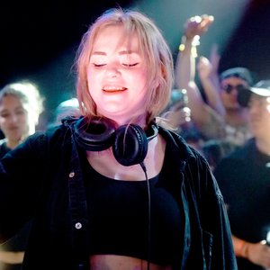 Uffie-profile-image