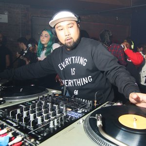 DJ GETLIVE!-profile-image
